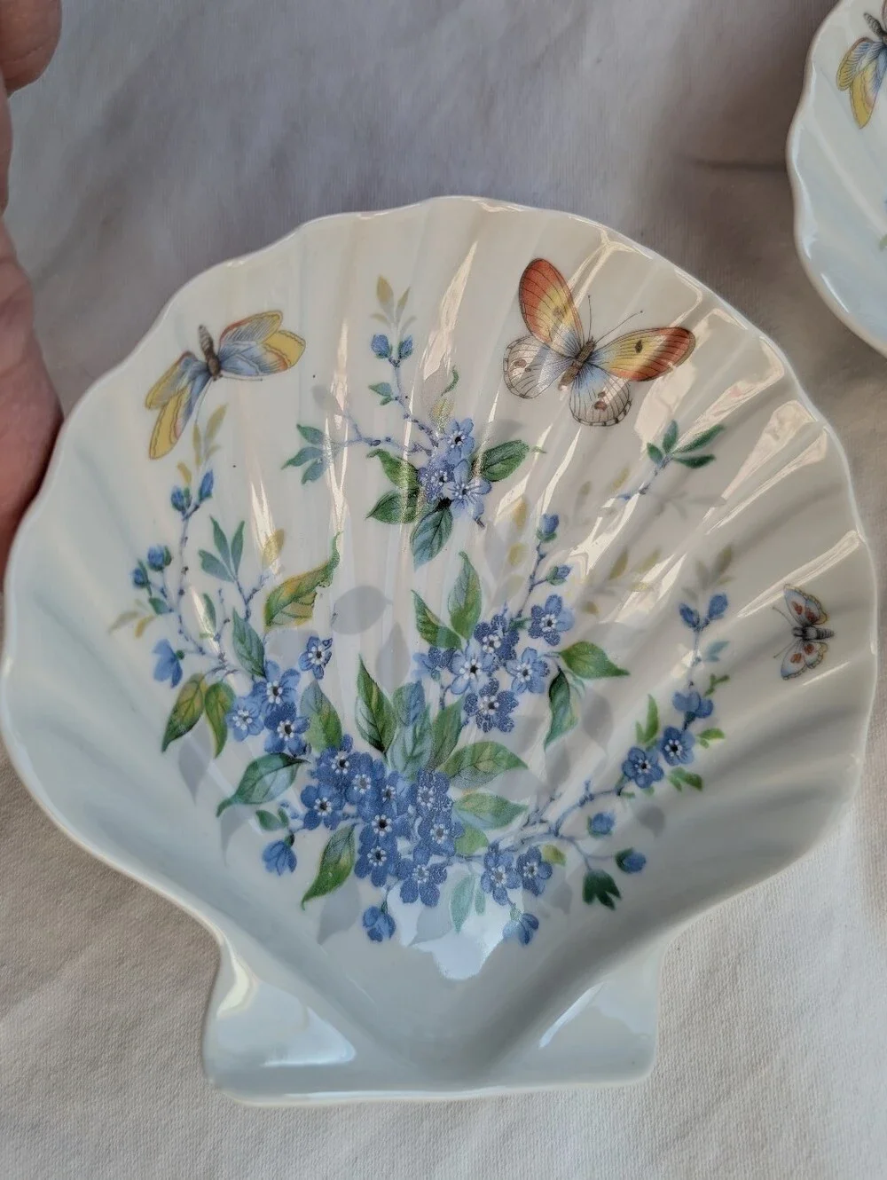 Limoges Porcelain Floral Shell-Shaped Plates Trinket Dishes - 2